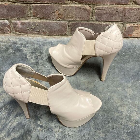 Charlotte Russe Nude Peep Toe Platform Stiletto Heels Size 8 - Picture 5 of 10
